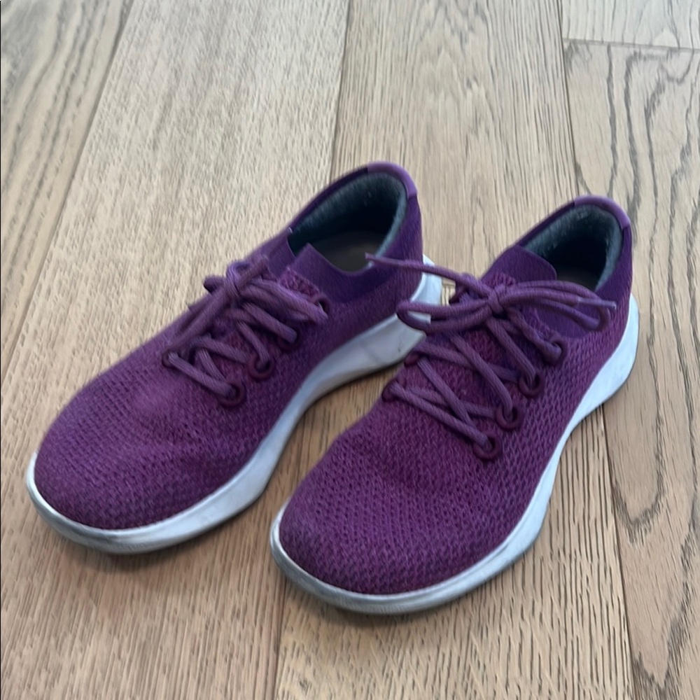Allbirds Purple Athletic Shoes Lightweight Knit Design